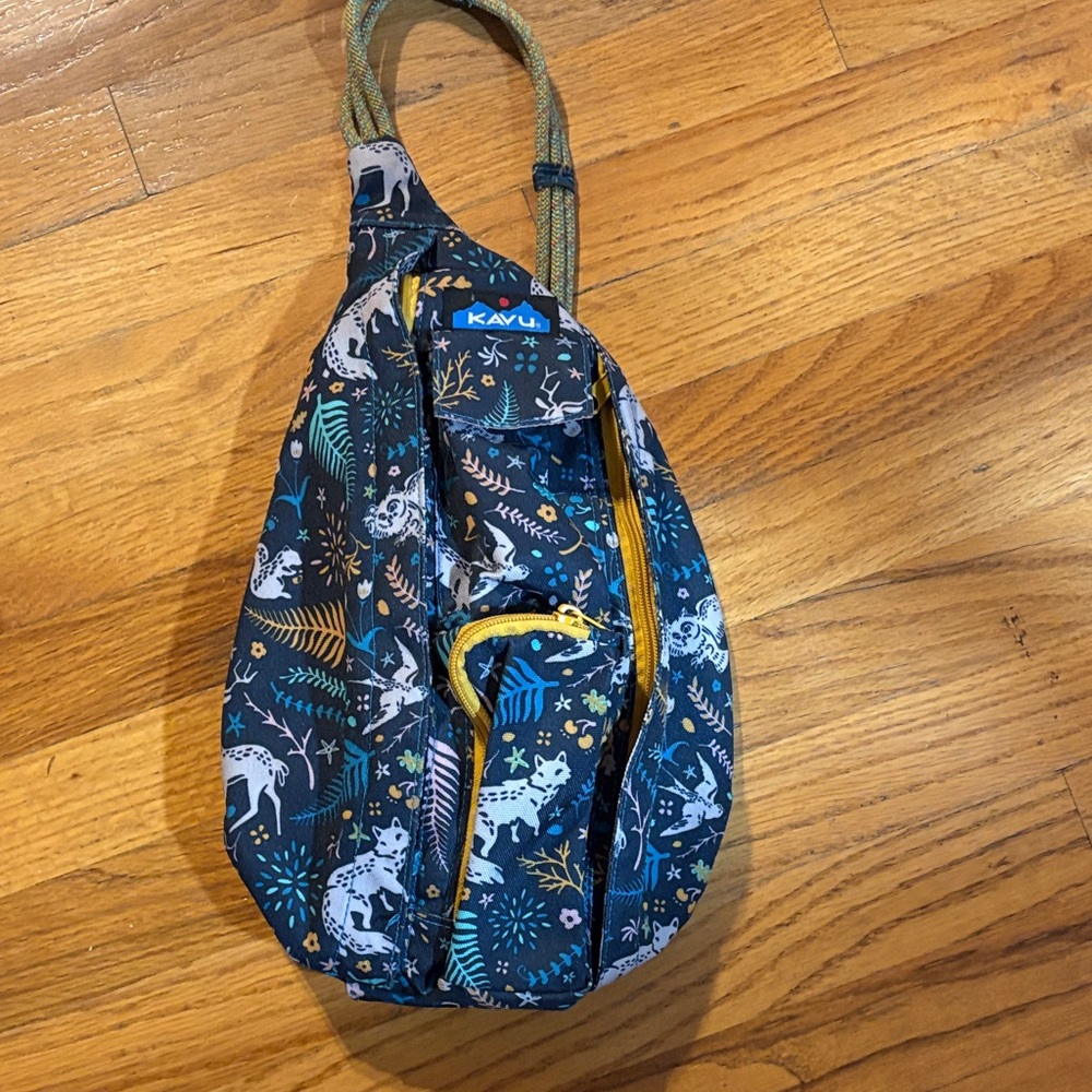 KAVU rope sling bag